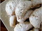 Kourabiethes: biscuits grecs aux amandes, cannelle et orange