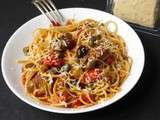 Spaghetti hot aux merguez, poivrons et sauce tomate relevée