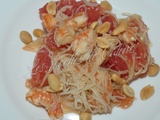 Salade de vermicelles de riz, crevettes et pamplemousse