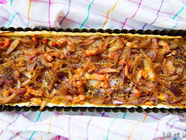Recettes de Tarte aux Oignons Rouges de Lili et ses recettes - La cuisine