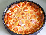 Clafoutis rond aux abricots frais