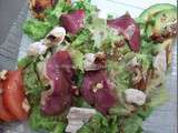 Salade au magret de canard /noix / féta