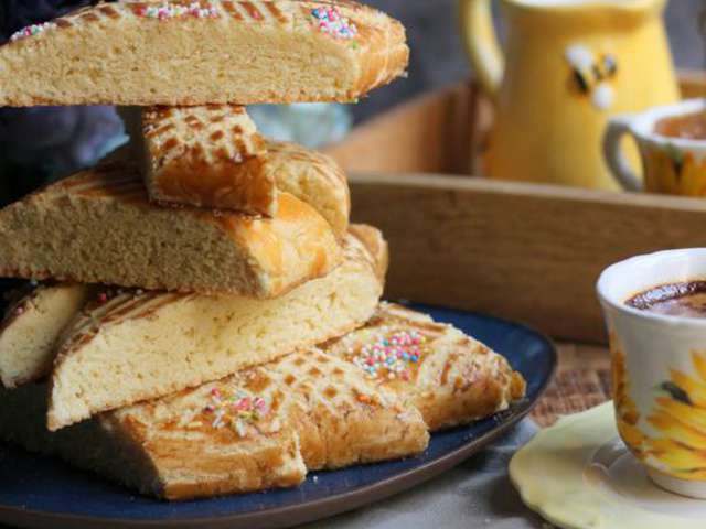 Les Meilleures Recettes De Gateaux Algeriens Et Aid 33
