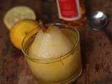 Poire pochée au sirop safran & citron