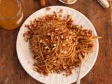 Spaghetti al miele di Butera « pasta cò meli » (recette sicilienne)