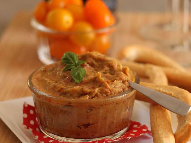 Tartinade à l&rsquo;aubergine aux tomates séchées