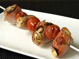 Brochettes au poulet, bacon et tomates cerise