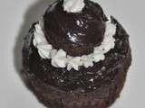 Cupcake au chocolat noir piment, façon religieuse