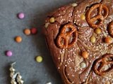 Brownie Gourmand : Chocolat Noir, beurre de cacahuètes et Bretzels Salés