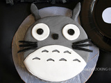 Totoro (layer cake design)