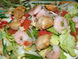 Salade de poulet mariné, pamplemousse rose, crevettes