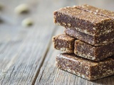 Barre protéinée maison : facile, naturelle, et parfaite après le sport
