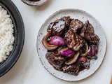 Bœuf aux oignons façon chinoise : express, savoureux, et fait maison