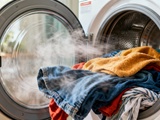 Oubliez le sèche-linge : cet appareil validé par les pros sèche le linge en un éclair