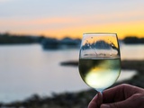 Chablis : le vin blanc de Bourgogne à poser sur les tables de fêtes