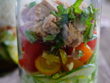 Salade concombre thon tomate cerise en bocal