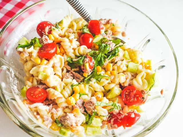 Recettes de Salade de pates au thon de Marcia 'Tack