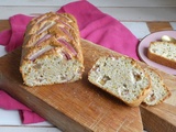 Cake keto à la rhubarbe, orange et cardamome