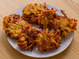 Pakoras d’oignon maison (kanda bhaji)