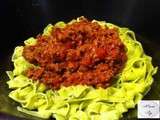 Bolognaises sur pâtes au basilic...
La vie en rouge et vert est tellement gourmande
