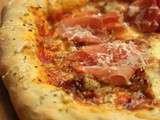 Pizza cheesy crust - Pizza croûte au fromage