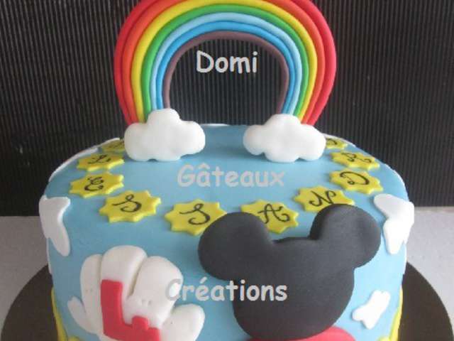 Gâteau cake design décoration Minnie en pâte à sucre pour anniversaire -  Les Macarons à la Chartreuse