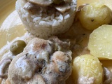 Paupiettes de poulet sauce crémeuse aux olives champignons et sa timbale de riz aux éclats de pommes de terre