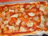 Pizza à la dinde, mozzarella et pommes de terre