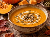 Soupe au potiron à la crème : la recette traditionnelle et onctueuse