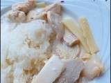 Curry rouge thaïlandais de poulet aux lychees et lait de coco