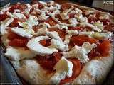 Pizza au chorizo, champignons & mozzarella