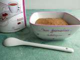 Bowl cake caramel aux flakes de blé complet et au psyllium (hyperprotéiné, diététique, sans oeuf ni beurre, riche en fibres)