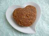 Coeur cru muesli et cacao avec yaourt riz amande et psyllium (diététique, végan, sans gluten, ni beurre ni oeuf ni sucre ajouté)