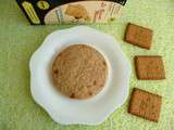 Cookie cru hyperprotéiné aux speculoos avec yaourt de soja et psyllium (diététique, sans oeuf ni beurre et riche en fibres)