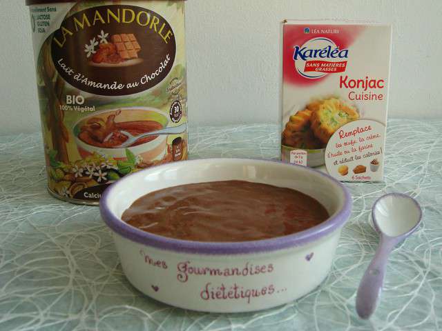 mug cake diététique coco chocolat au konjac et avec Sukrin (sans sucre ni  beurre ni oeufs) - mes gourmandises diététiques