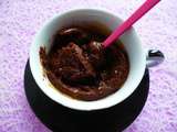 Mug muffin chocolat noisette diététique hyperprotéiné nappé caramel zéro calorie (sans gluten ni oeuf ni sucre, riche en fibres)