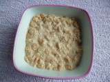Porridge diététique saveur érable avec céréales aux sons d'avoine et de blé et avec yaourt