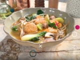 Bouillon aux boulettes de poulet et légumes de Cyril Lignac dans Tous en cuisine