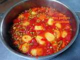 Carottes, petits pois, pois chiches et pommes de terre a la sauce tomate