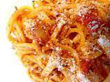 Spaghettis à la tomate