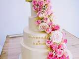Wedding Cake cascade de roses en dégradé