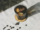 Guide de l’homme : Comment préparer le meilleur café froid à la maison