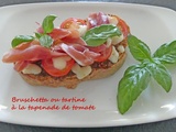Bruschetta ou tartine à la tapenade de tomate