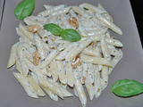 Penne rigate au bleu et aux noix