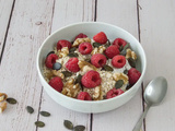 Petit-déjeuner au skyr, avoine et framboises ig bas