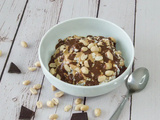 Petit-déjeuner au skyr, chocolat noir et cacahuète ig bas