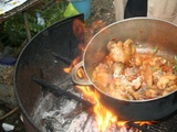 Cari poulet  ti' marie  au feu de bois