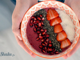 Du smoothie bowl aux fruits rouges