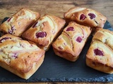 Gâteaux moelleux nectarines framboises