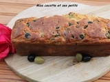 Cake aux olives noires et artichauts